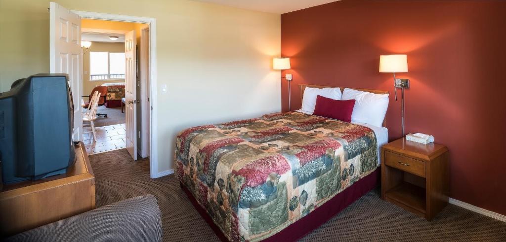 Sahara Courtyard Inn Penticton room 1